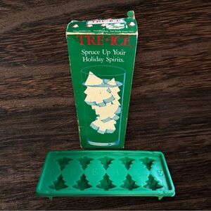 Vintage Tre-Ice Christmas Tree Ice Cube Tray Set in its Original Packaging